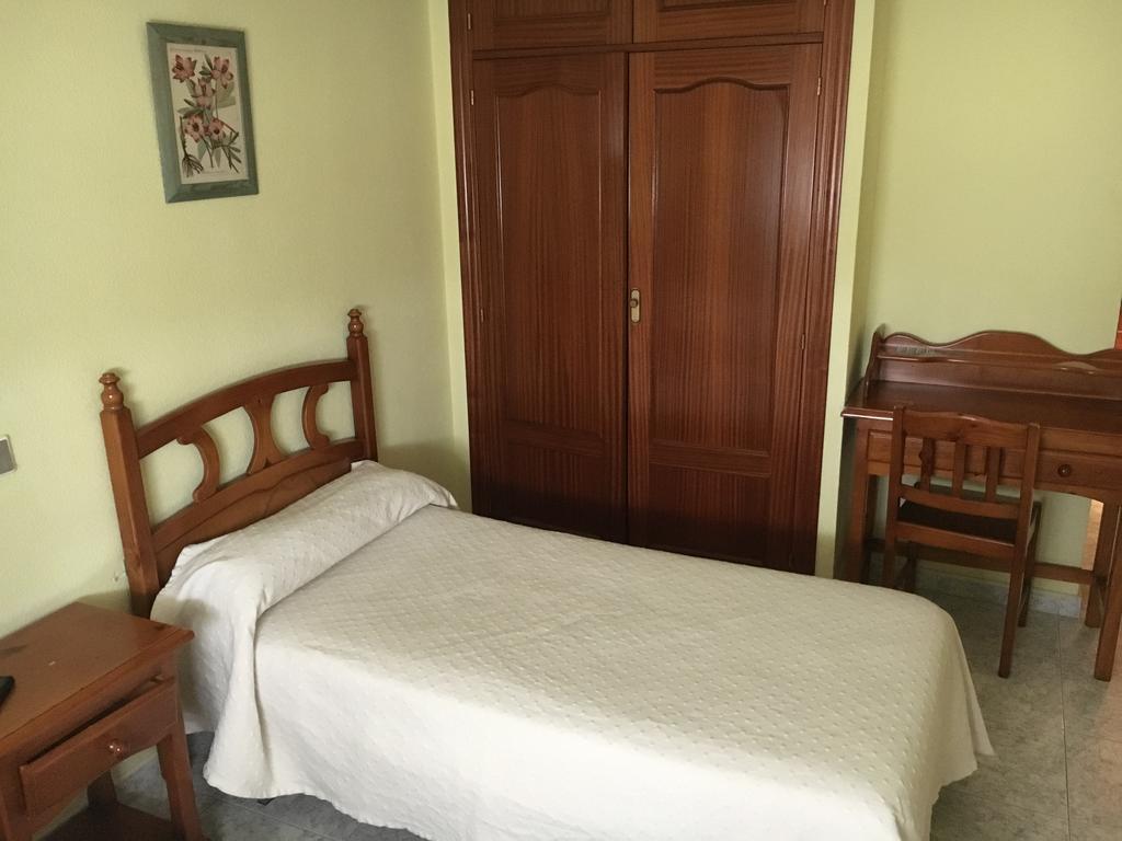 Ávila Hostal El Pinar מראה חיצוני תמונה